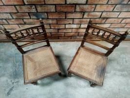 2 antieke houten stoelen (5)